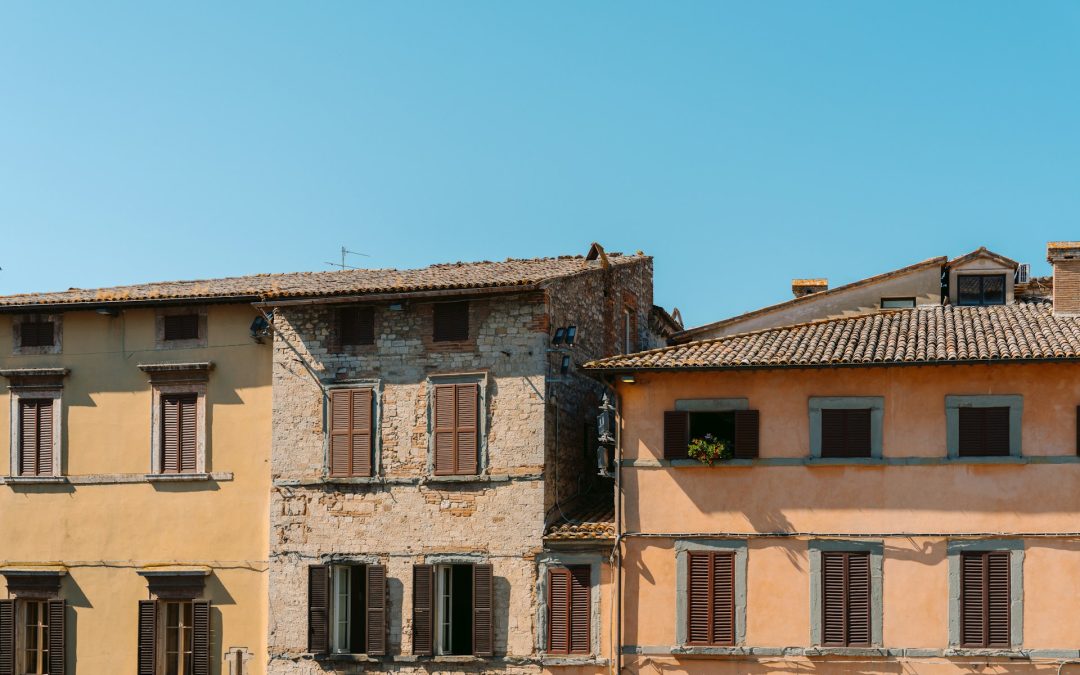 Essential Tips for Maintaining Residential Shingle Roofs