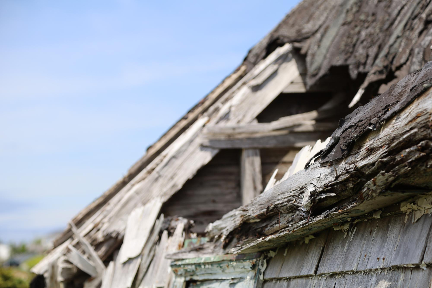 Spot Early Signs: Roof Damage | Mike Huddleston Roofing